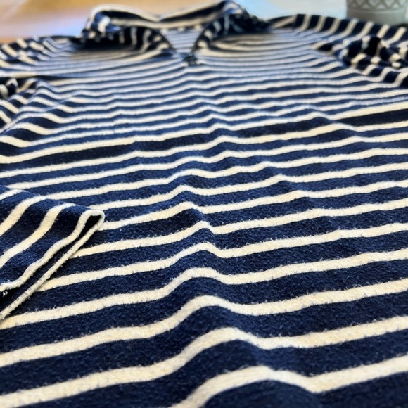 Aerie 3/4 zip - Picture 3 of 4